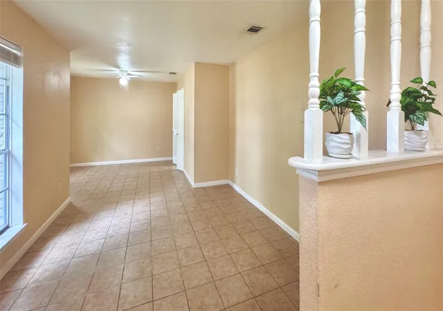 Photo 4 of Single family home for sale at 6930 Addicks Clodine Rd, Houston, TX 77083 | MLS# 59169163 | Listing updated on 2026-09-12