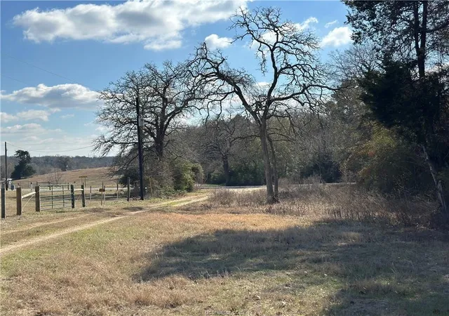 Photo 3 of Land for sale at 10986 Fm 391, Hearne, TX 77859 | MLS# 50551622 | Listing updated on 2026-09-23