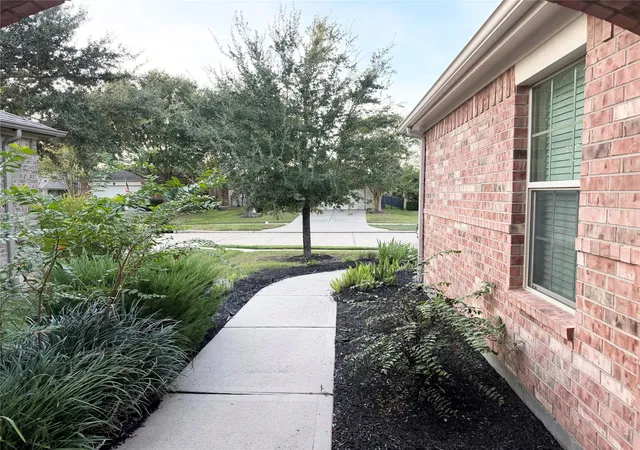 Photo 3 of Single family home for sale at 1115 Catalpa Dr, Richmond, TX 77469 | MLS# 97952088 | Listing updated on 2026-10-08