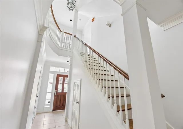 Photo 3 of Townhouse for sale at 1518 Park St, Houston, TX 77019 | MLS# 48393753 | Listing updated on 2026-09-15