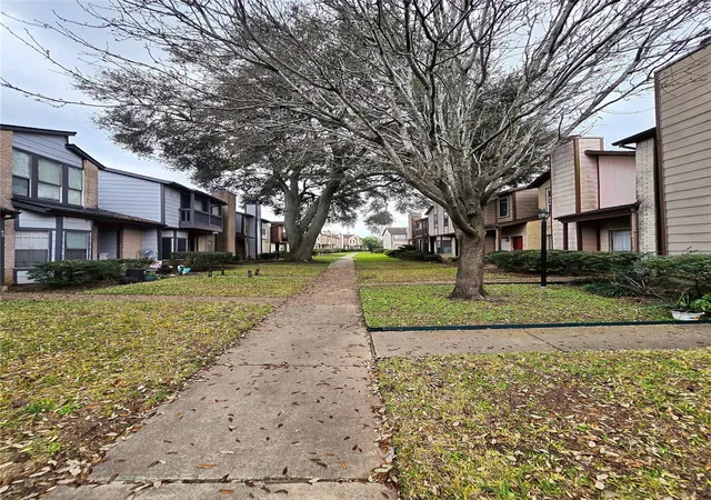 Photo 2 of Townhouse for sale at 12400 Brookglade Cir #44, Houston, TX 77099 | MLS# 81448036 | Listing updated on 2026-09-17