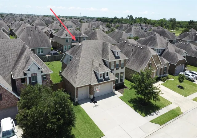 Photo 3 of Single family home for sale at 8322 Quiet Bay Dr, Baytown, TX 77523 | MLS# 57941157 | Listing updated on 2026-10-06
