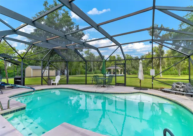 Photo 2 of Single family home for sale at 20615 County Rd 461, Brazoria, TX 77422 | MLS# 25185033 | Listing updated on 2026-09-22