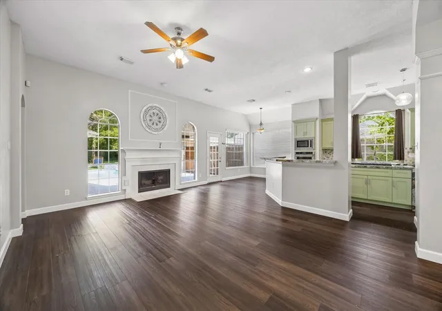 Photo 3 of Sale Pending at 9110 Rhapsody Ln, Houston, TX 77040 | MLS# 20740352 | Listing updated on 2026-09-21