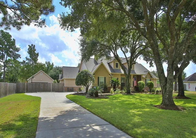 Photo 2 of Single family home for sale at 15812 Rose Pine Ct, Cypress, TX 77429 | MLS# 87249595 | Listing updated on 2026-09-12