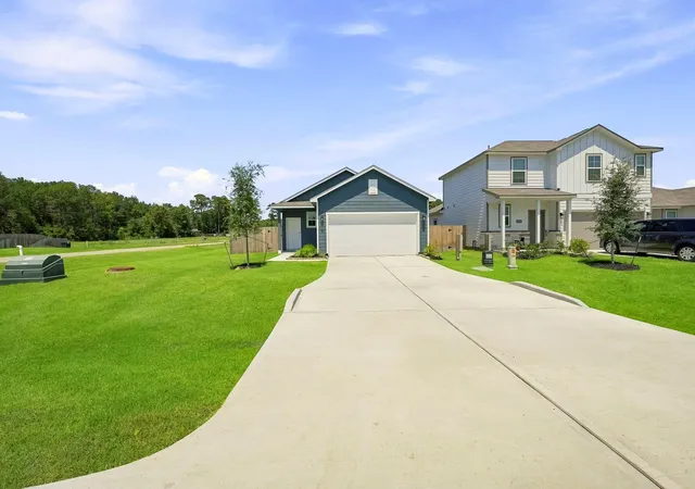 Photo 3 of Single family home for sale at 17851 Lionheart Rd, Conroe, TX 77306 | MLS# 81210513 | Listing updated on 2026-09-20
