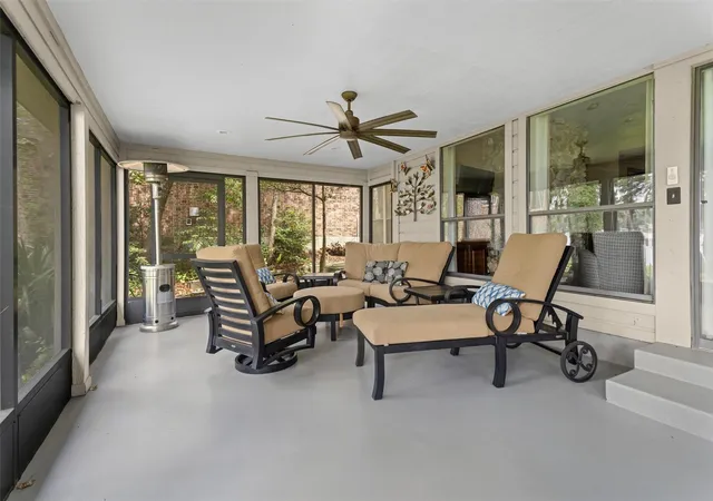 Photo 3 of Single family home for sale at 15749 Lakeway Dr, Willis, TX 77318 | MLS# 55834094 | Listing updated on 2026-10-08