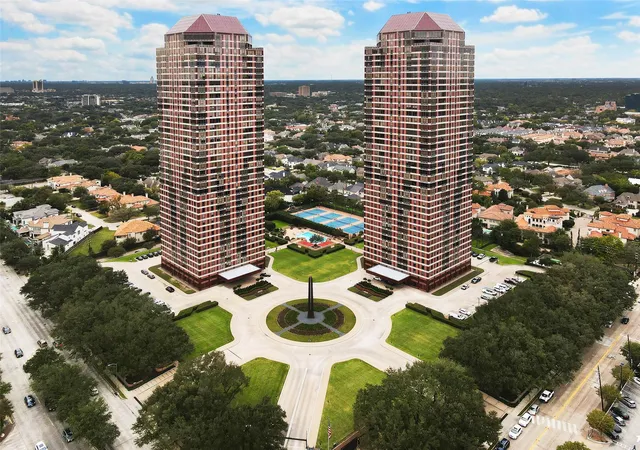 Condo for sale at 5100 San Felipe St #137, Houston, TX 77056 | MLS# 60443312