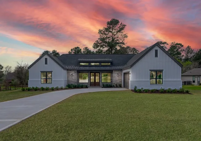Photo 1 of Single family home for sale at 14742 Turquoise Trl, Willis, TX 77378 | MLS# 33699660 | Listing updated on 2026-09-03