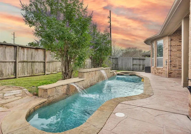 Photo 2 of Sale Pending at 6411 S Saddle Crk Ln, Fulshear, TX 77441 | MLS# 18498588 | Listing updated on 2026-09-17