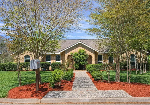 Photo 1 of Single family home for sale at 1912 Aggie Ln, League City, TX 77573 | MLS# 32161947 | Listing updated on 2026-09-02