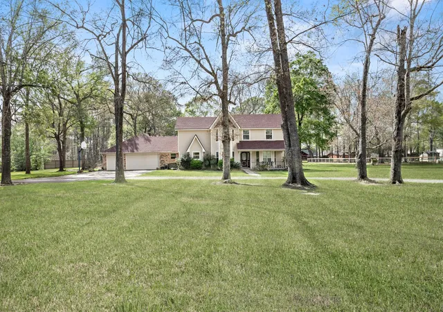 Photo 1 of Single family home for sale at 306 Creekside Loop, Sour Lake, TX 77659 | MLS# 63873343 | Listing updated on 2026-09-16