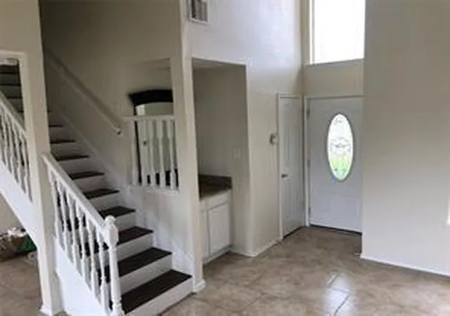 Photo 3 of Single family home for sale at 2707 Oakdale Ct, Stafford, TX 77477 | MLS# 39159614 | Listing updated on 2026-09-11