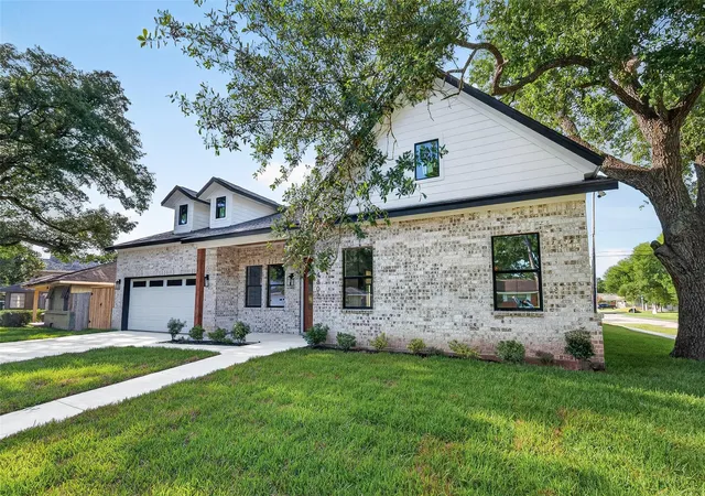 Photo 1 of Single family home for sale at 4802 Hummingbird St, Houston, TX 77035 | MLS# 2599177 | Listing updated on 2026-09-23