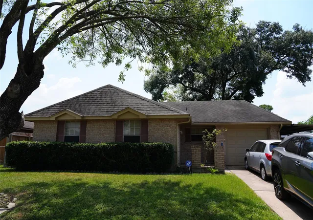 Photo 1 of Sale Pending at 1439 Saddle Rock Dr, Houston, TX 77088 | MLS# 26530816 | Listing updated on 2026-09-16