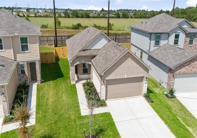 Photo 3 of Sale Pending at 22862 Fulton Landing Dr, Hockley, TX 77447 | MLS# 98200498 | Listing updated on 2026-10-13