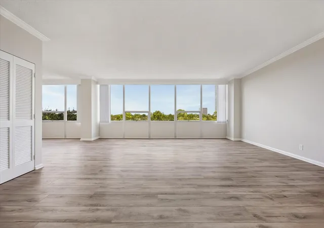 Photo 2 of Condo for sale at 2701 Westheimer Rd #5GH, Houston, TX 77098 | MLS# 13977528 | Listing updated on 2026-09-13