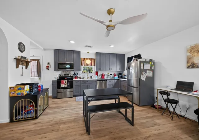 Photo 3 of Single family home for sale at 28060 Walker Rd, Hempstead, TX 77445 | MLS# 66702871 | Listing updated on 2026-09-06