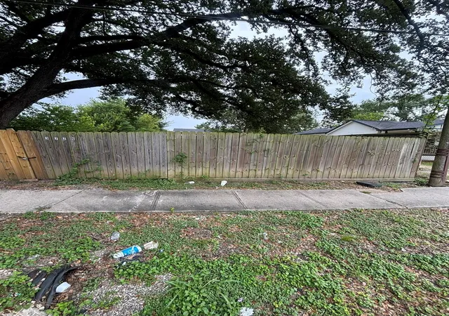 Photo 3 of Land for sale at 3726 Parker Rd, Houston, TX 77093 | MLS# 61446972 | Listing updated on 2026-09-09
