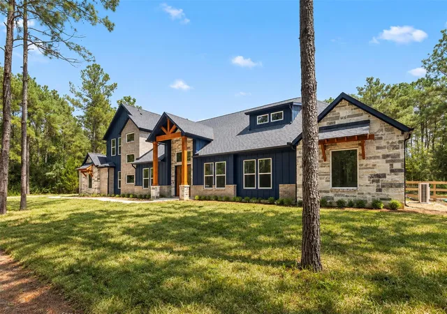 Photo 1 of Single family home for sale at 15646 Forest Grv Dr, Willis, TX 77378 | MLS# 95382132 | Listing updated on 2026-09-21