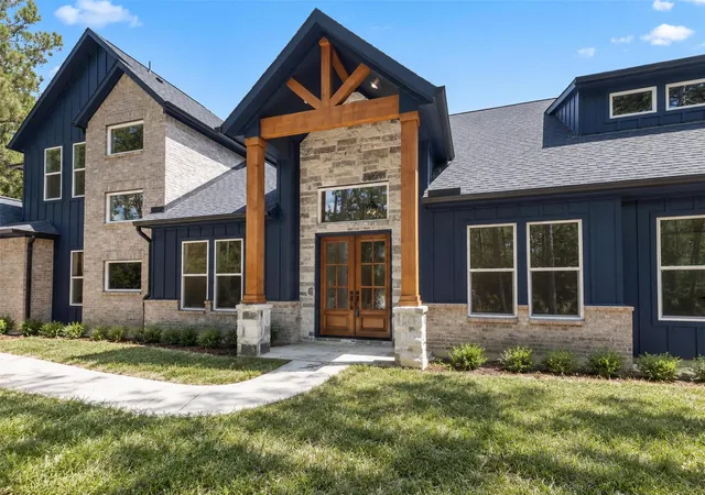Photo 3 of Single family home for sale at 15646 Forest Grv Dr, Willis, TX 77378 | MLS# 95382132 | Listing updated on 2026-09-21