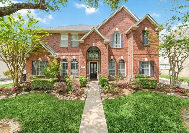 Photo 3 of Single family home for sale at 22406 Piper Ter Ln, Katy, TX 77450 | MLS# 75527180 | Listing updated on 2026-09-06
