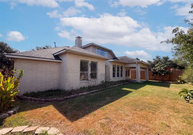 Photo 4 of Single family home for sale at 5307 Chatham Hl Ln, Houston, TX 77084 | MLS# 40220255 | Listing updated on 2026-09-21
