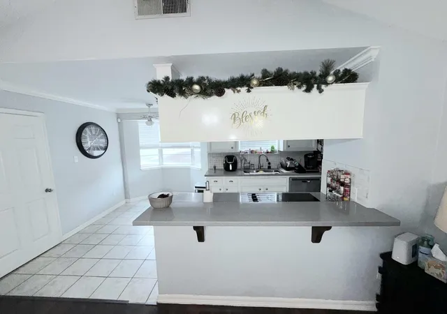 Photo 3 of Single family home for sale at 11010 Sagecrest Ln, Houston, TX 77089 | MLS# 15582476 | Listing updated on 2026-09-09