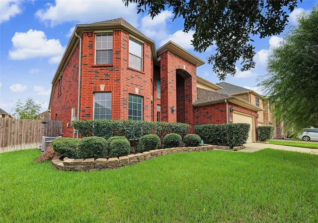 Photo 1 of Single family home for sale at 219 Nina Ln W, Stafford, TX 77477 | MLS# 25581077 | Listing updated on 2026-10-04