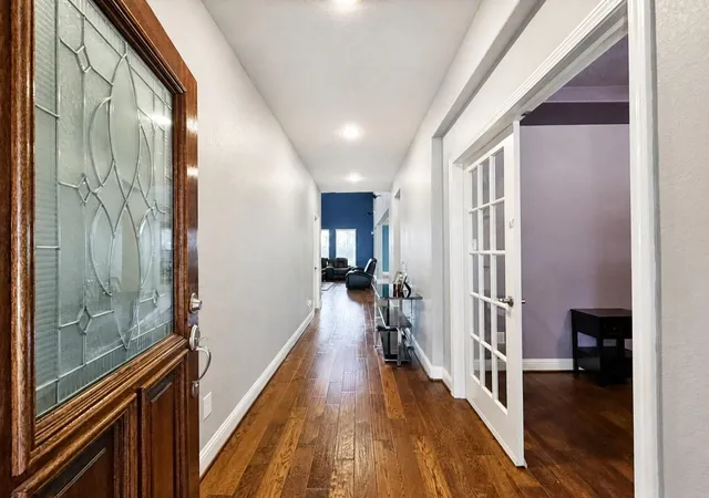 Photo 3 of Single family home for sale at 6210 Crested Wood Ct, Richmond, TX 77407 | MLS# 79576145 | Listing updated on 2026-09-03