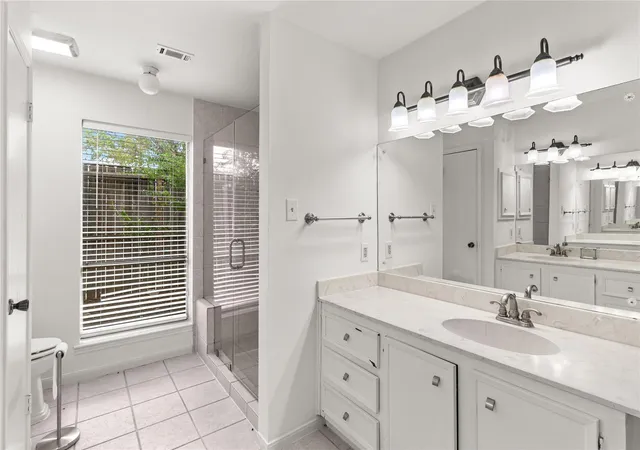 Photo 2 of Single family home for sale at 11302 Piping Rock Dr, Houston, TX 77077 | MLS# 70030609 | Listing updated on 2026-09-24