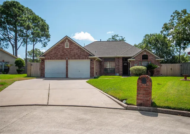 Photo 1 of Sale Pending at 1208 Parkwest St, Texas City, TX 77591 | MLS# 80612160 | Listing updated on 2026-10-10