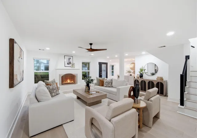 Photo 2 of Single family home for sale at 10714 Cranbrook Rd, Houston, TX 77042 | MLS# 16151743 | Listing updated on 2026-10-03