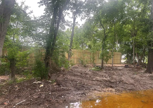 Photo 2 of Land for sale at 6418 Liverpool St, Houston, TX 77021 | MLS# 46541030 | Listing updated on 2026-09-10