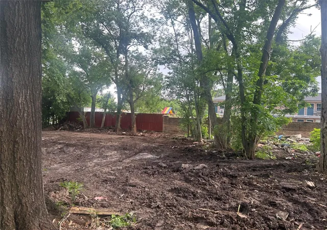 Photo 3 of Land for sale at 6418 Liverpool St, Houston, TX 77021 | MLS# 46541030 | Listing updated on 2026-09-10