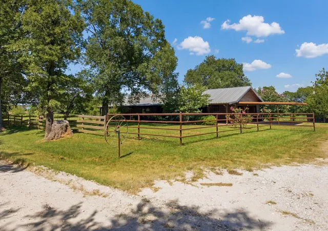 Photo 2 of Land for sale at 577 Watson Rd, Normangee, TX 77871 | MLS# 81412295 | Listing updated on 2026-09-02