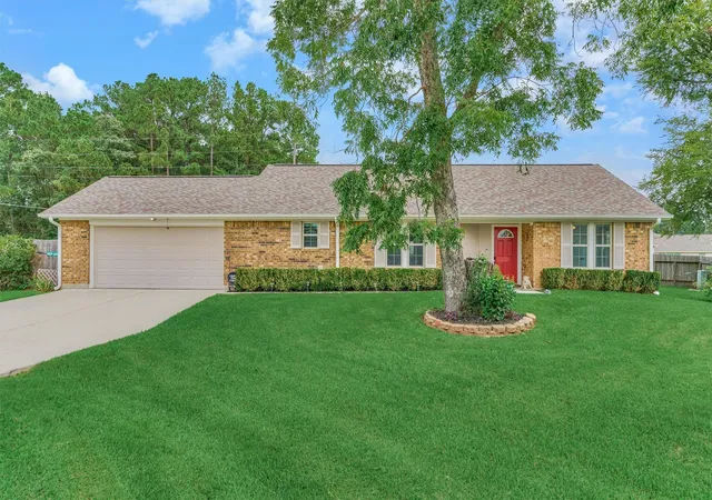 Photo 1 of Sale Pending at 15031 Port Cir, Willis, TX 77318 | MLS# 86887999 | Listing updated on 2026-09-17