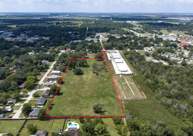 Photo 1 of Land for sale at 2401 4th Street, Rosenberg, TX 77471 | MLS# 52754407 | Listing updated on 2026-09-21