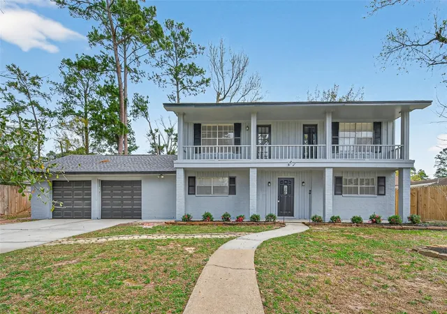Photo 2 of Single family home for sale at 26522 Hillside Dr, Spring, TX 77386 | MLS# 10024166 | Listing updated on 2026-09-03