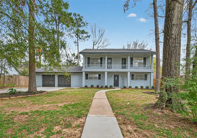 Photo 4 of Single family home for sale at 26522 Hillside Dr, Spring, TX 77386 | MLS# 10024166 | Listing updated on 2026-09-03