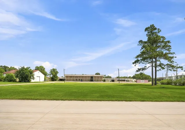 Photo 2 of Land for sale at 0 Hollywood St, Dickinson, TX 77539 | MLS# 92896206 | Listing updated on 2026-09-24