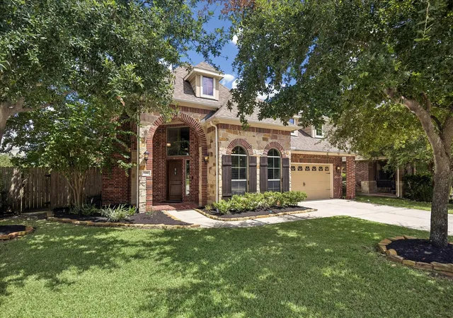 Photo 2 of Sale Pending at 706 Santa Elena Cyn, Spring, TX 77388 | MLS# 16222722 | Listing updated on 2026-09-15