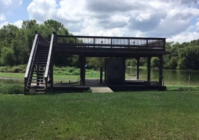 Photo 1 of Land for sale at 351 S Lakeside Dr, Huntsville, TX 77320 | MLS# 13926356 | Listing updated on 2026-09-10
