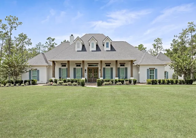 Photo 1 of Single family home for sale at 9130 Bear Crk Dr, Kountze, TX 77625 | MLS# 23155203 | Listing updated on 2026-09-19