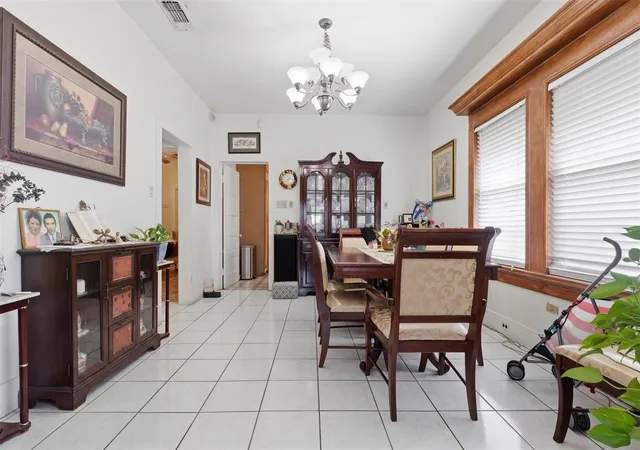 Photo 4 of Single family home for sale at 5005 Ave O 1/2, Galveston, TX 77551 | MLS# 13293797 | Listing updated on 2026-09-05