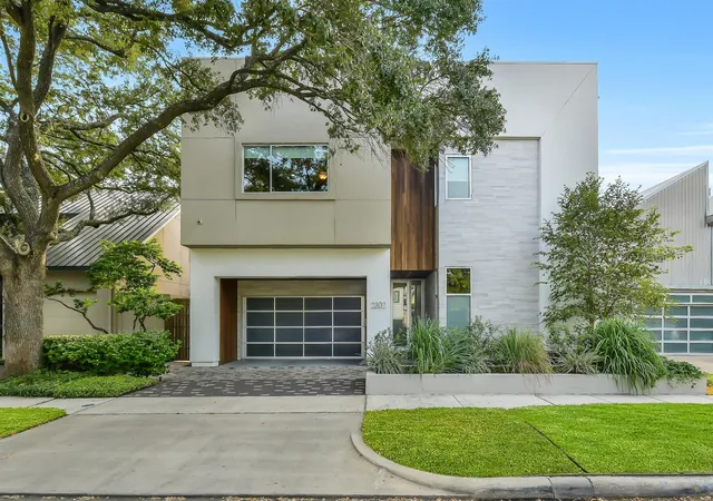 Photo 1 of Single family home for sale at 2302 Persa St, Houston, TX 77019 | MLS# 26006555 | Listing updated on 2026-09-10