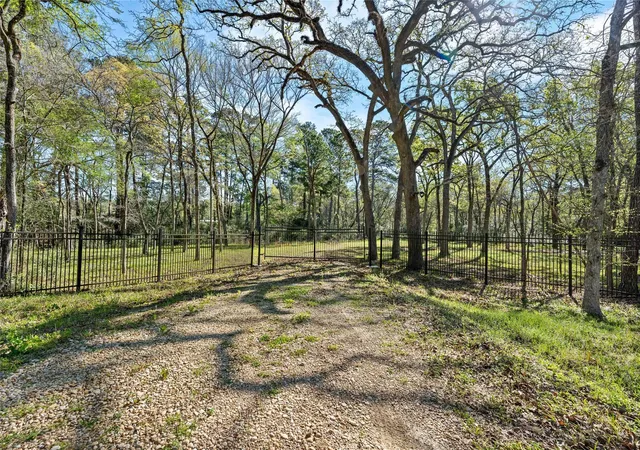 Photo 3 of Land for sale at 19739 E Lakeshore Dr, Magnolia, TX 77355 | MLS# 81201344 | Listing updated on 2026-09-08