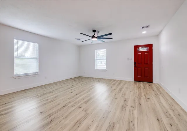 Photo 4 of Single family home for sale at 7067 Road 5913 #10, Cleveland, TX 77327 | MLS# 90008471 | Listing updated on 2026-10-01
