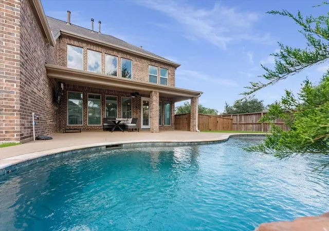 Photo 3 of Sale Pending at 18843 Collins View Dr, New Caney, TX 77357 | MLS# 74342930 | Listing updated on 2026-10-08
