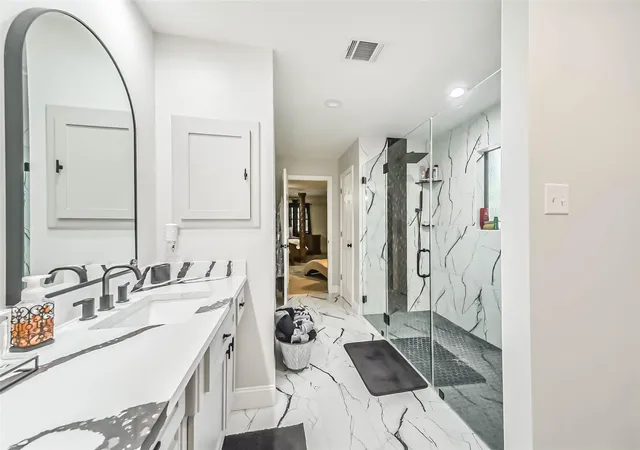 Photo 3 of Single family home for sale at 8415 Atascocita Lake Way, Humble, TX 77346 | MLS# 51970293 | Listing updated on 2026-09-24